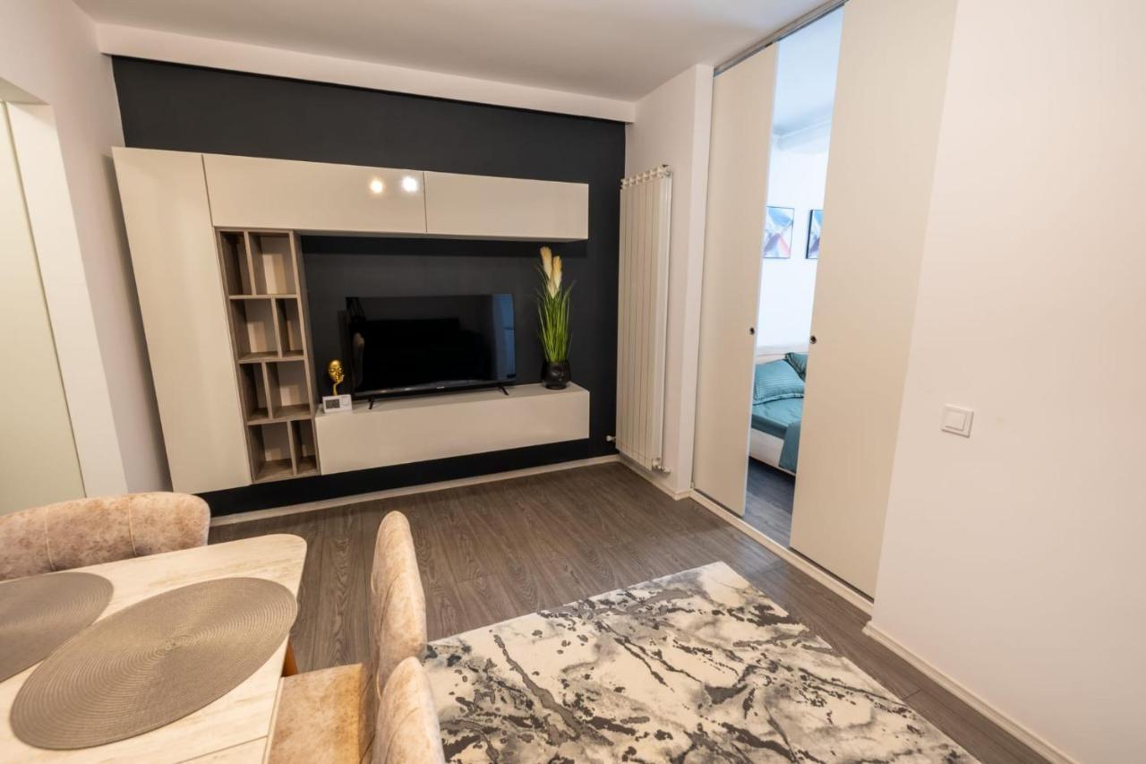 New Home Studio Zalau Bagian luar foto